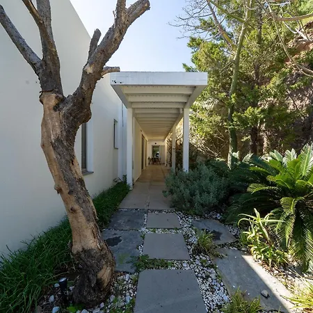 Stunning Sea View & Private Garden In Villa *