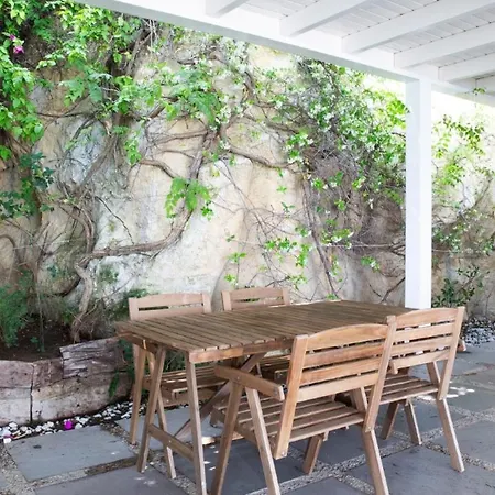Stunning Sea View & Private Garden In * בודרום