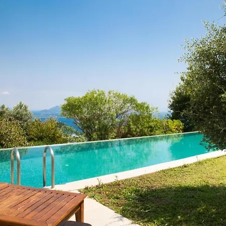 Stunning Sea View & Private Garden In Bodrum